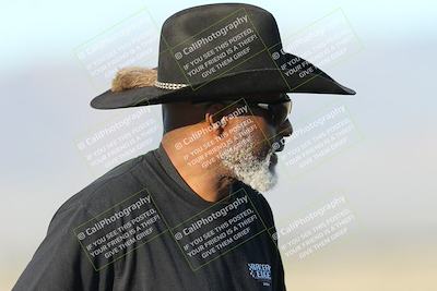 media/Jan-15-2026-Racers Edge (Thu) [[dfebeb70ab]]/1-Around the Pits-Track Walk/